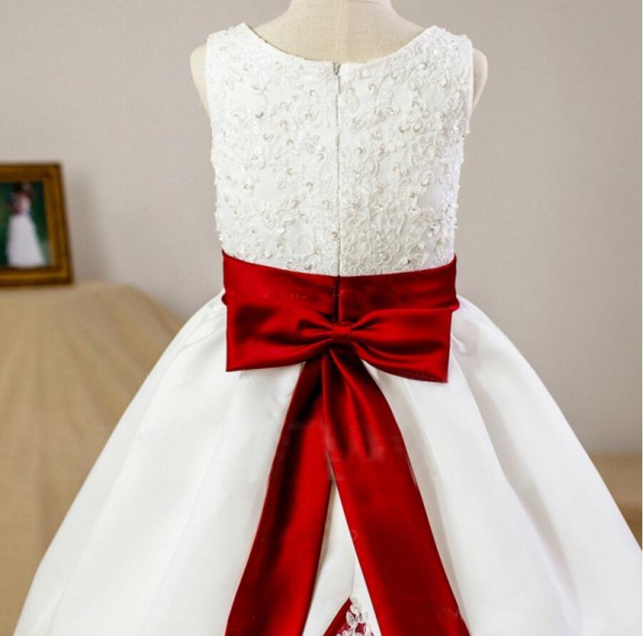 Scoop Neck Lace Top Satin Unique Appliques Flower Girl Dresses With Bow Sash, FGS030