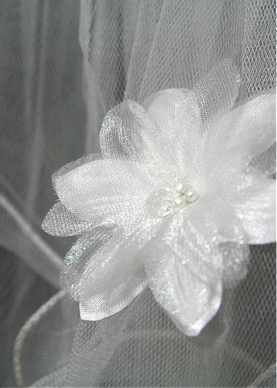 Gorgeous Tulle Four-tier Short Wedding Veil With Flowers,WV0128