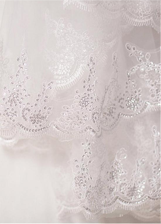 Chic Tulle Short Wedding Veil With Sequins Lace ,WV0122