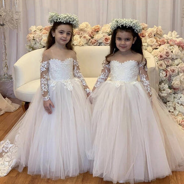 Popular A-line Long Sleeves Lace Cute Flower Girl Dresses FG155